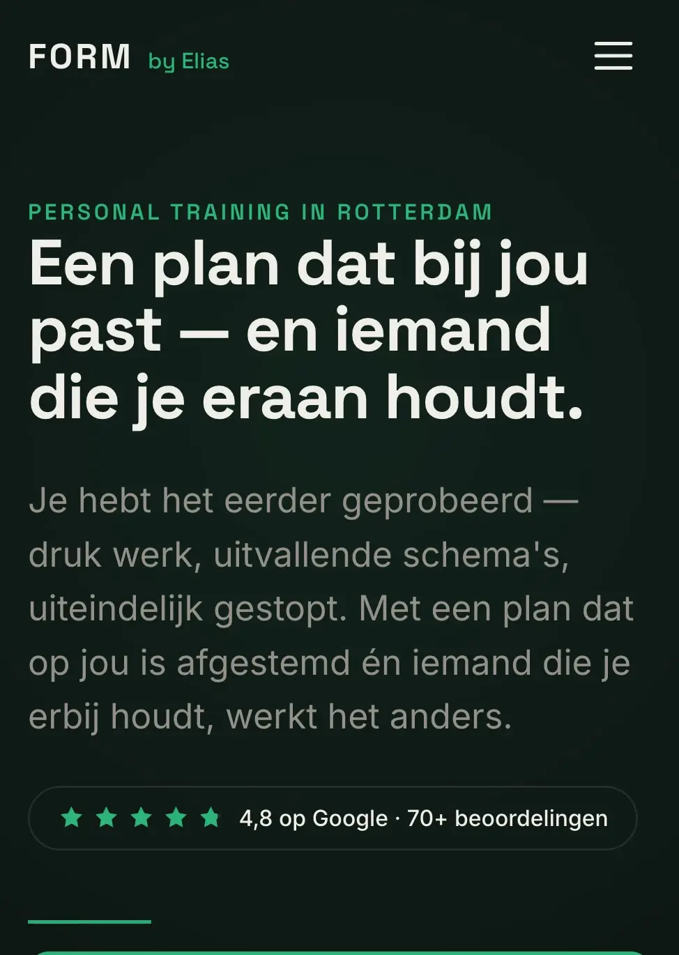 De homepage van voorbeeldzaak FORM by Elias op een telefoon: donkergroene kop met een trainingsplan